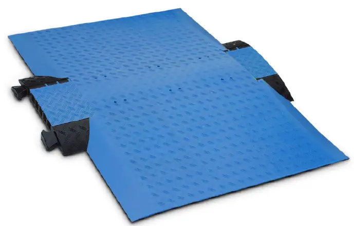 DEFENDER MIDI 4C 4-Channel Cable Protector 19