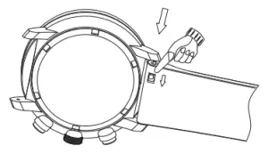 SEIKO TSR29J Watch - case lugs