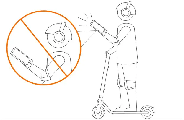 ninebot ES1L Electric Kick Scooter - DO NOT use mobile phone or wear earphones