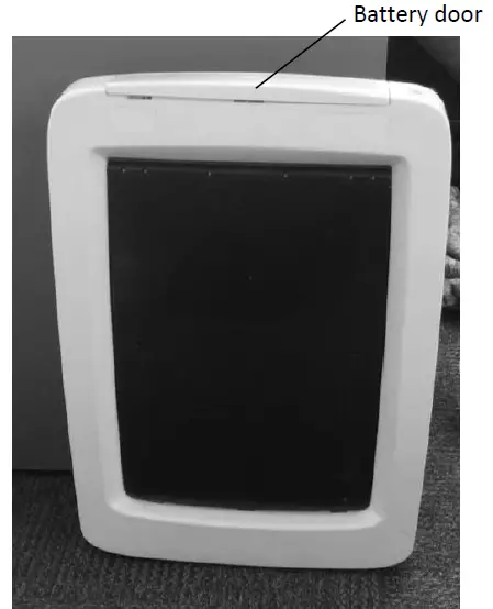 PetSafe-PPA11-10709-Electronic-SmartDoor-Connected-Pet-Door-4