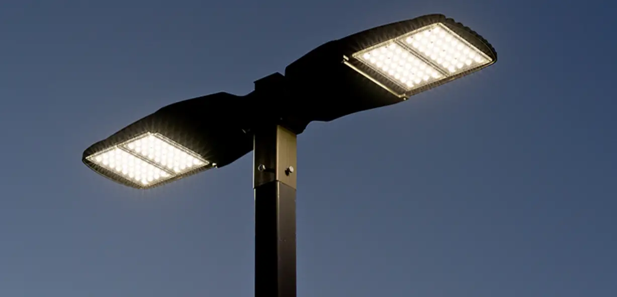 Sunco Lighting S-600h-2ph-wh 150w And 200w Shoebox Parking Lot Led Light User Guide Sunco Lighting S-600h-2ph-wh 150w And 200w Shoebox Parking Lot Led Light User Guide