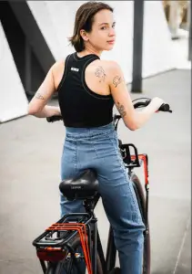 LeKKeR Jordaan 3 Speed Mens Bike - handle bar freely