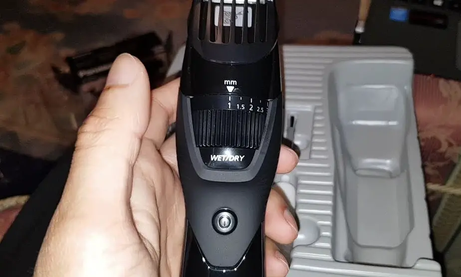 Panasonic Er-gc71 Ac Rechargeable Hair Clipper Instruction Manual Panasonic Er-gc71 Ac Rechargeable Hair Clipper Instruction Manual