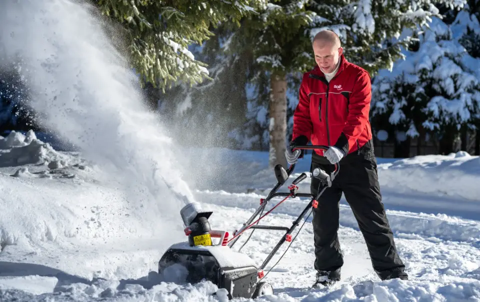 Al-ko St 4048 Battery-powered Snow Blower Instructions Al-ko St 4048 Battery-powered Snow Blower Instructions