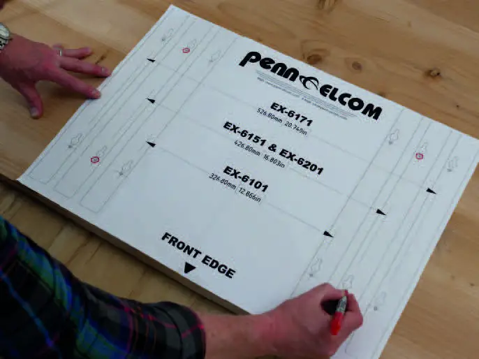 penn-ELCOM EX-6xx1-Laptop-Security-Drawer-4