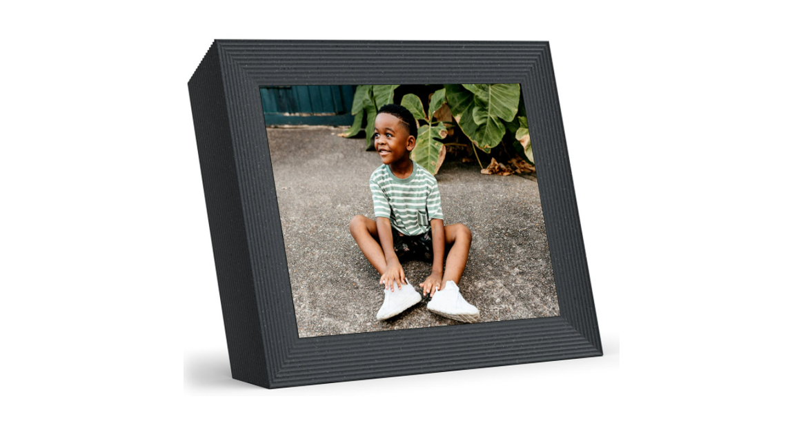 Aura Home 700 Digital Frame User Manual Aura Home 700 Digital Frame User Manual