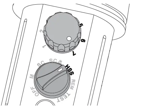 BACKSCATTER-Mini-Flash-2-Underwater-Strobe-plus-Light-015