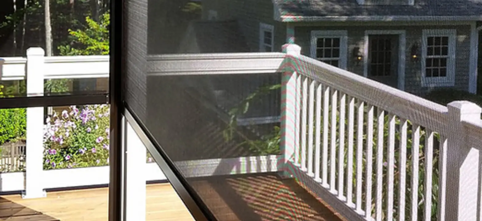 Draper Ext Flex Crn Exterior Outdoor Crank Operated Shading System Instruction Manual Draper Ext Flex Crn Exterior Outdoor Crank Operated Shading System Instruction Manual