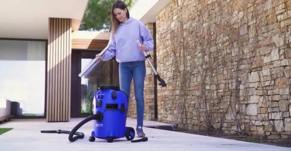 Toolstation 17353 Wessex 30l Wet And Dry Vacuum Cleaner Instruction Manual