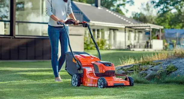 Husqvarna Lc 142i Cordless Lawn Mower User Manual