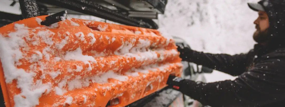 Sherpa 581040 Window Panel Traction Board Mounts Instruction Manual