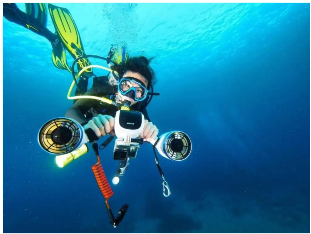 sublue WHITESHARK Mix Underwater Scooter - breath-taking