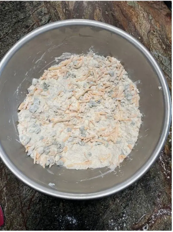 instructables-Vegan-Jalapeno-Cheddar-Biscuits-FIG 11