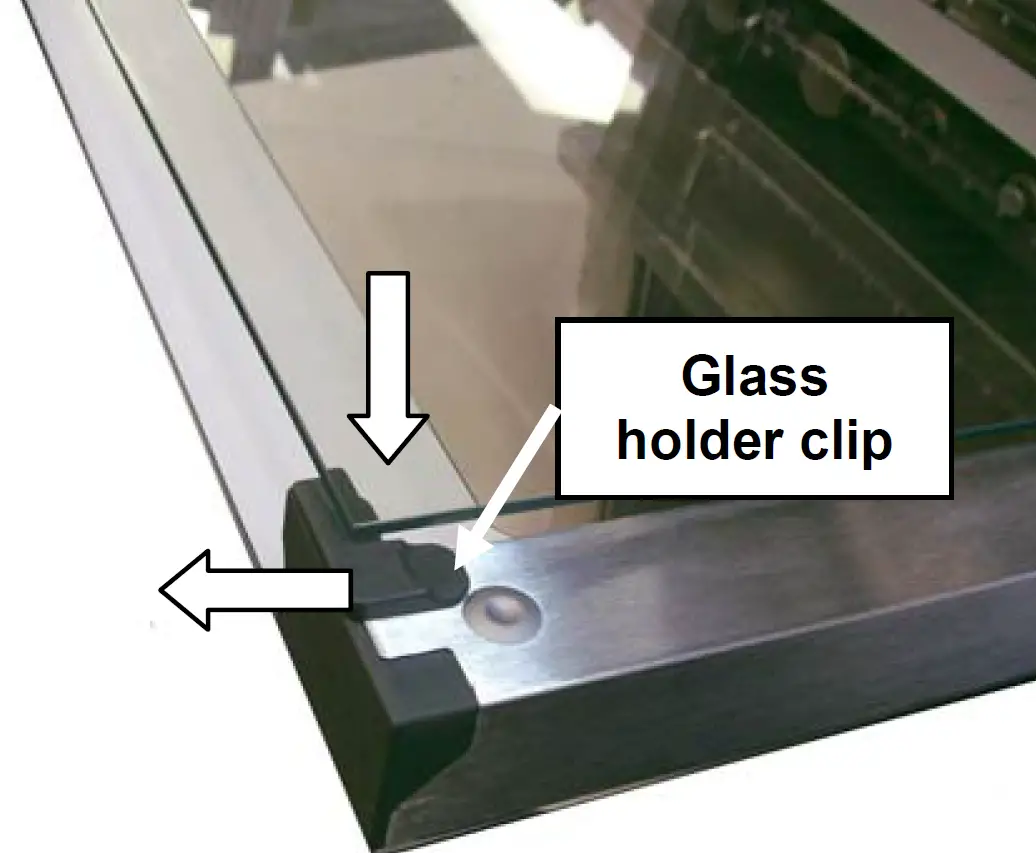 REPLACEMENT OF DOOR LAMP 22