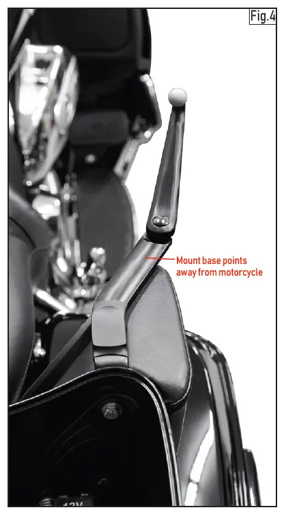 Ciro3D-G0058042 -Passenger-Phone-Mount-for-Harley-Davidson-fig4