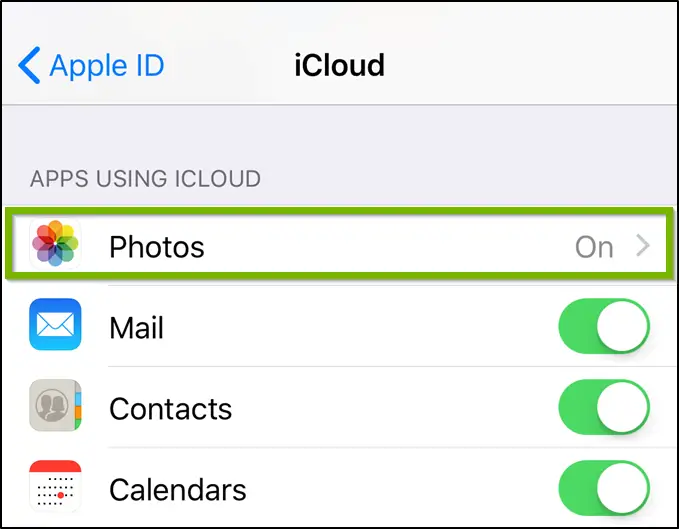 iCloud settings menu with photos option highlighted.