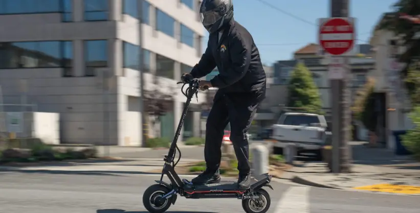 Dualtrron Storm Limited Electric Scooter User Manual