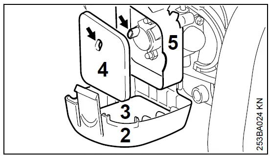 STIHL HS 45 600mm Petrol Hedge Trimmer-14
