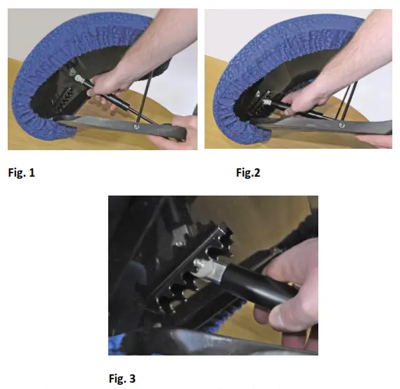 aidapt VM936R Easy Lift Assist Cushion - 1