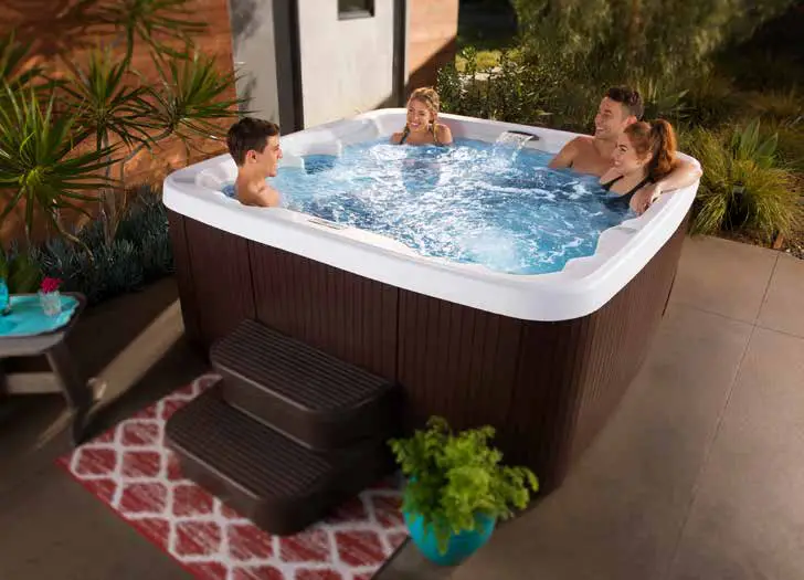 lifesmart 110V 5 Person 23 Jet Rectangular Plug And Play Hot Tub-