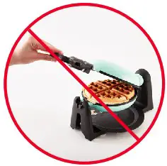 DASH DBWM600 Flip Belgian Waffle Maker - using your Waffle Maker 2