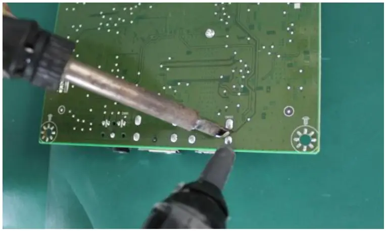 Repair the HDMI connector