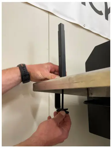 maverick AO-03 BBQ ACCESSORY - Clamp part A to the grill