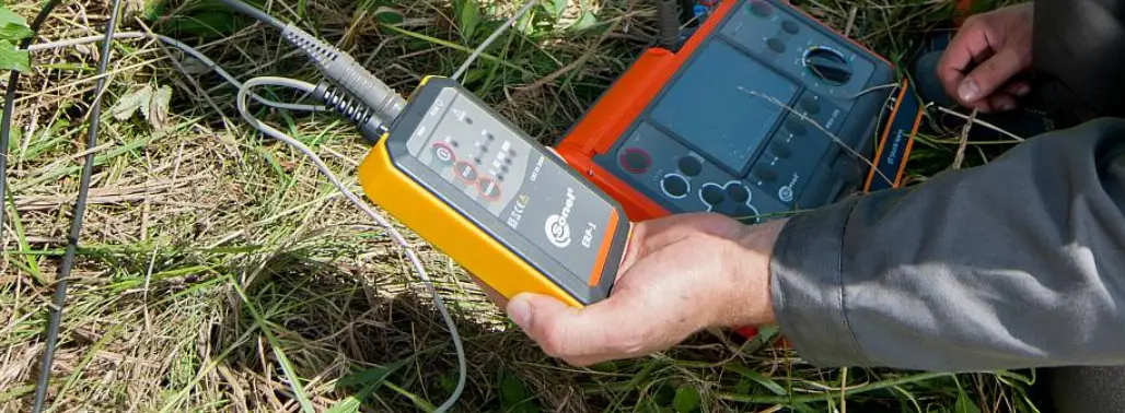 Sonel Mru-10 Earth Resistance Meter User Manual Sonel Mru-10 Earth Resistance Meter User Manual