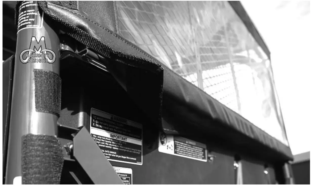 FALCON RIDGE KU-RTVX900-RW01 Soft Rear Window Installation Fig