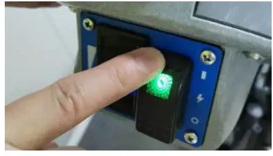 ICE-COBOTICS-i15B-Automatic-Scrubber-FIG 3