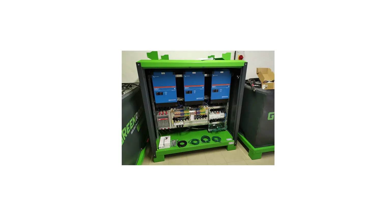 Bluesky Energy Green Rock Combiner Box Instruction Manual Bluesky Energy Green Rock Combiner Box Instruction Manual