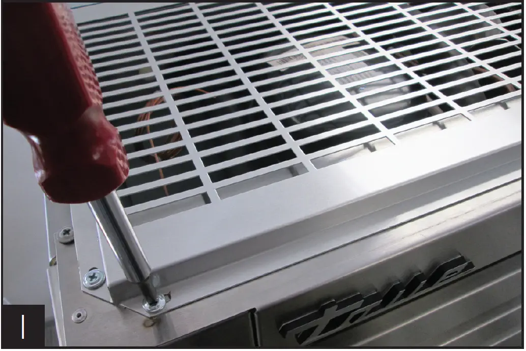 true STA1RRT89-1S-1S Solid Rear Door Insulated Roll- 76