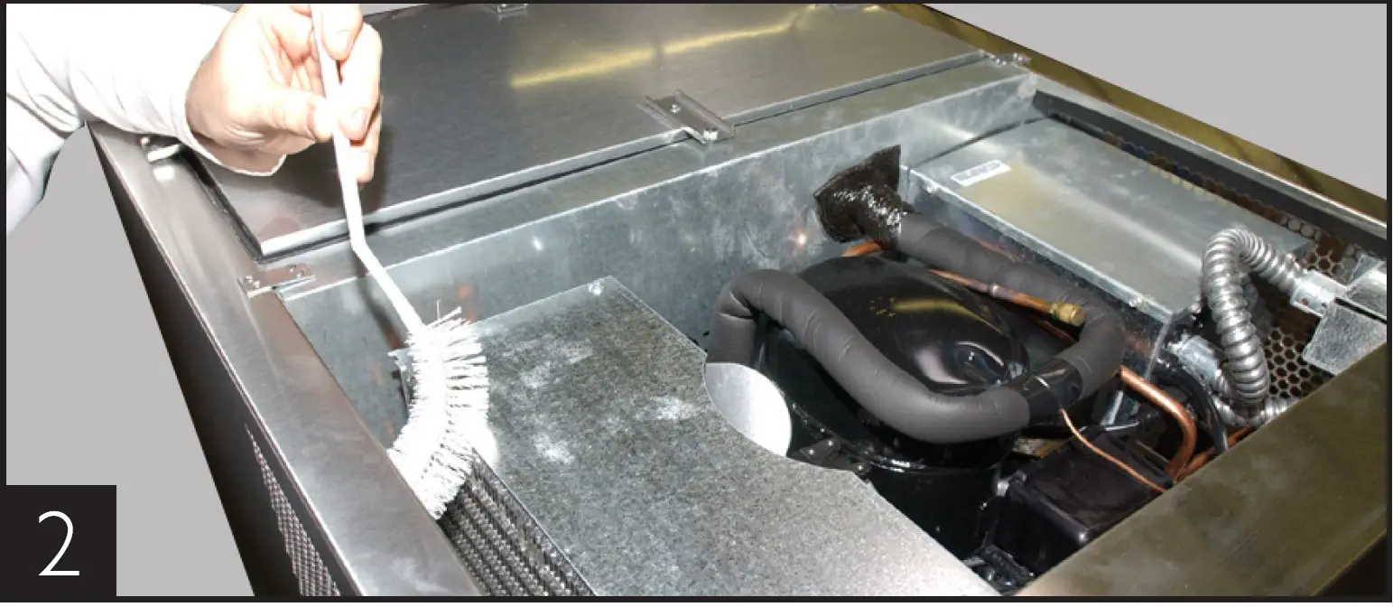 true STA1RRT89-1S-1S Solid Rear Door Insulated Roll- 77