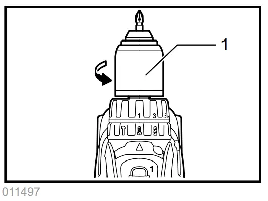 makita DHP446 DHP456 Cordless Hammer Driver Drill - Installing 1