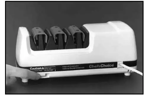 Chef'sChoice-0120000-EdgeSelect-Electric-Knife-Fig-8