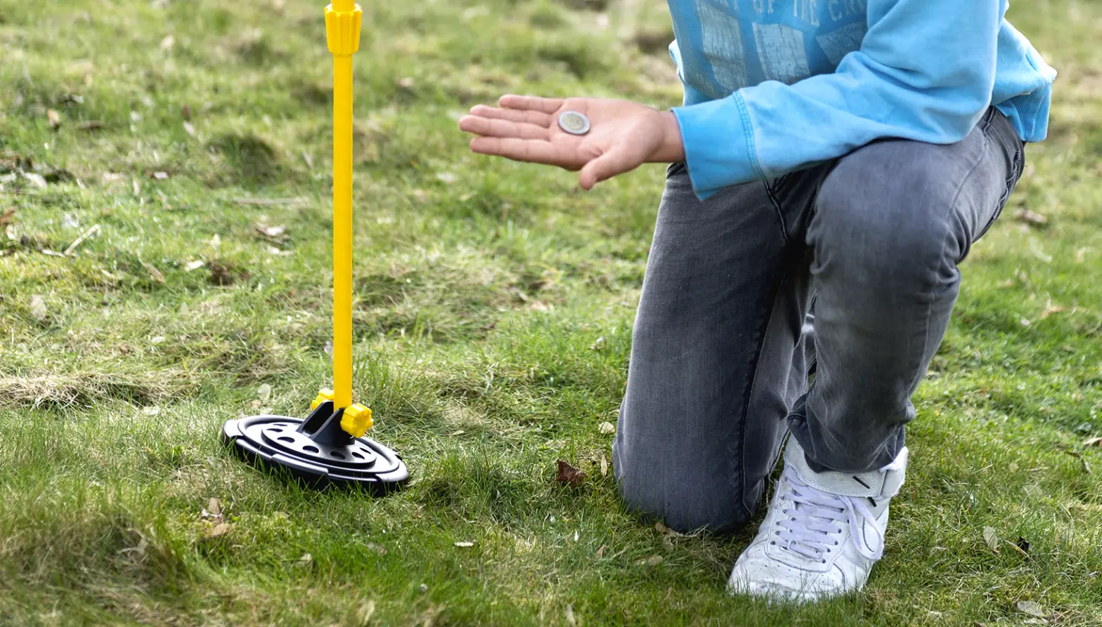 Nokta Detection 11000805 World First Waterproof Kids Detector User Guide Nokta Detection 11000805 World First Waterproof Kids Detector User Guide