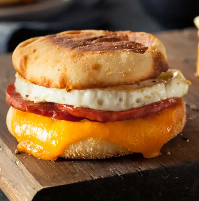 DASH DMG8100AQ 8-Express Electric Round Griddle-8