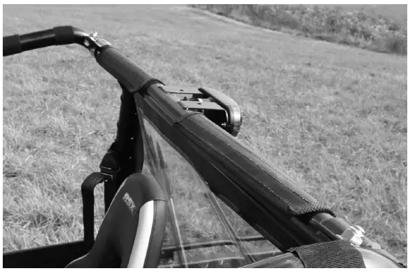 falcon-ridge-jd-850i-fc05-john-deere-gator-rsx-850i-full-cab-fits-polycarbonate-windshield-fig-3