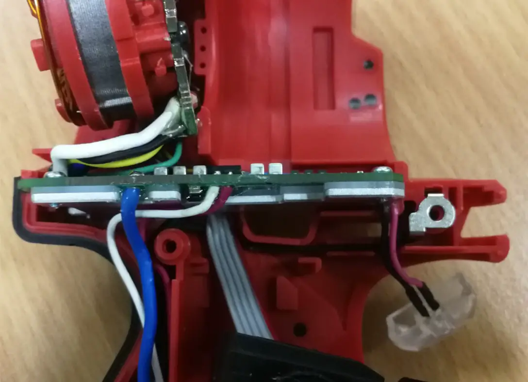 milwaukee M12 Fuel Impact Wrench - Product Overview 3