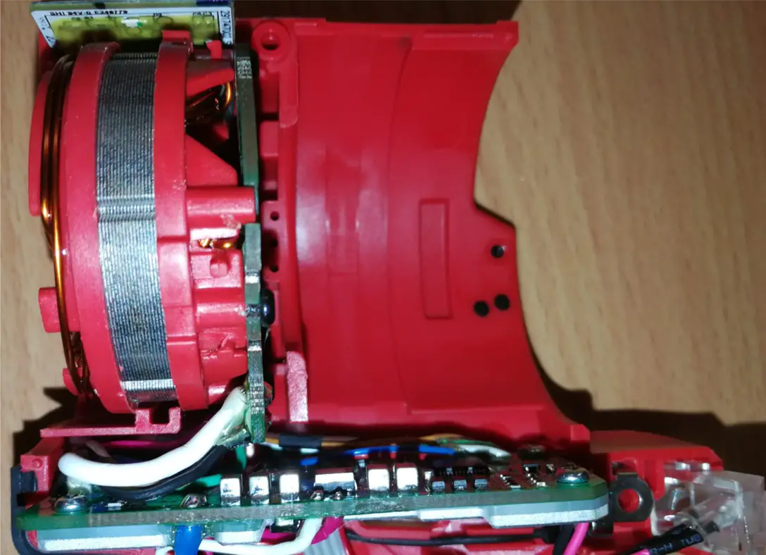 milwaukee M12 Fuel Impact Wrench - Product Overview 6