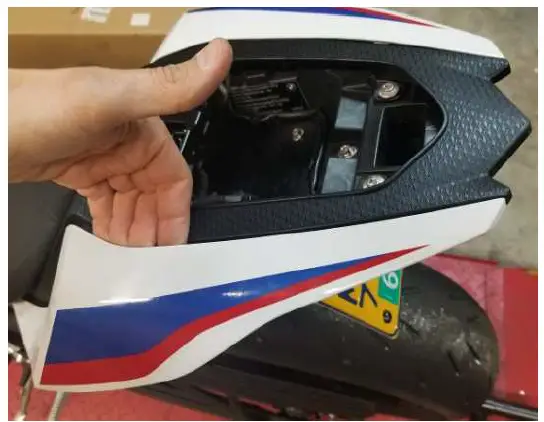 FUTURISMOTO-Endurance-Light-fig-8