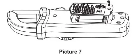 UNI-T UT202+ Digital Clamp Meter User Manual - Picture 7