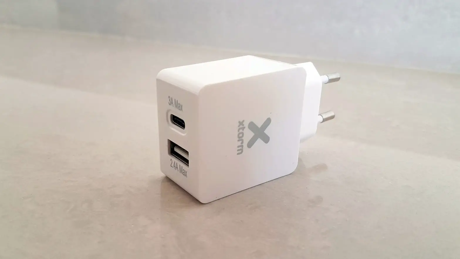 Xtorm Cx030 Ac Adapter User Manual Xtorm Cx030 Ac Adapter User Manual