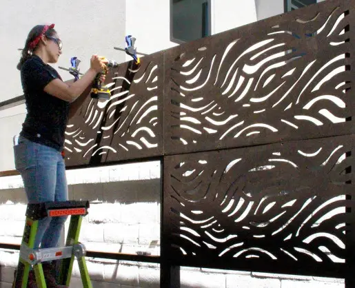 OUTDECO USA USADSWL2-BL Black Eucalyptus Decorative Screen Panel - 3