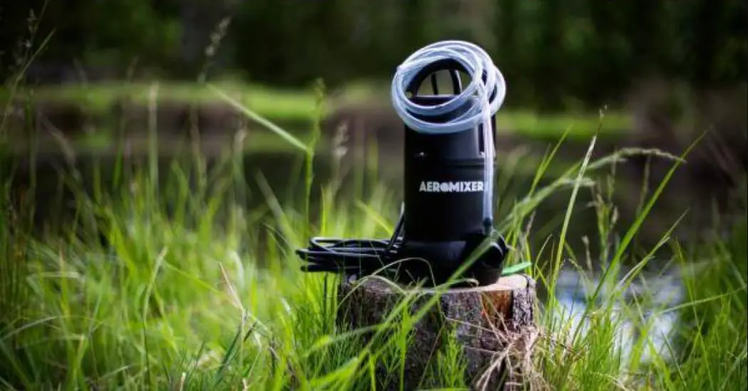 Aeromixer Mix + Aerate With One Mini Pump Owner's Manual Aeromixer Mix + Aerate With One Mini Pump Owner's Manual