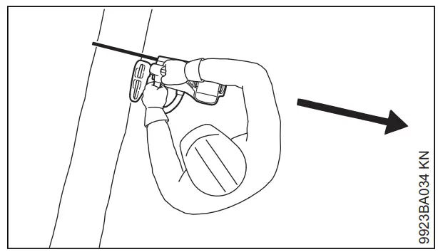 STIHL MS 151 TC Lightest Arborist Saw - FIGURE 5