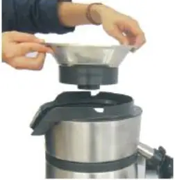 CHEFMASTER HEA873 Fruit and Vegetables Automatic Juicer - fig 4