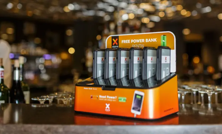 Xtorm Power Bank Dock Charge 'n Go 6 User Manual