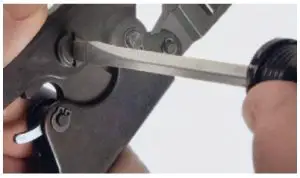 SharkBite UC248LF Lead Free Elbow for Connecting PEX Tubing - Step 11