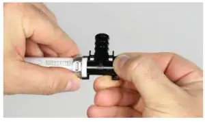 SharkBite UC248LF Lead Free Elbow for Connecting PEX Tubing - Step 7